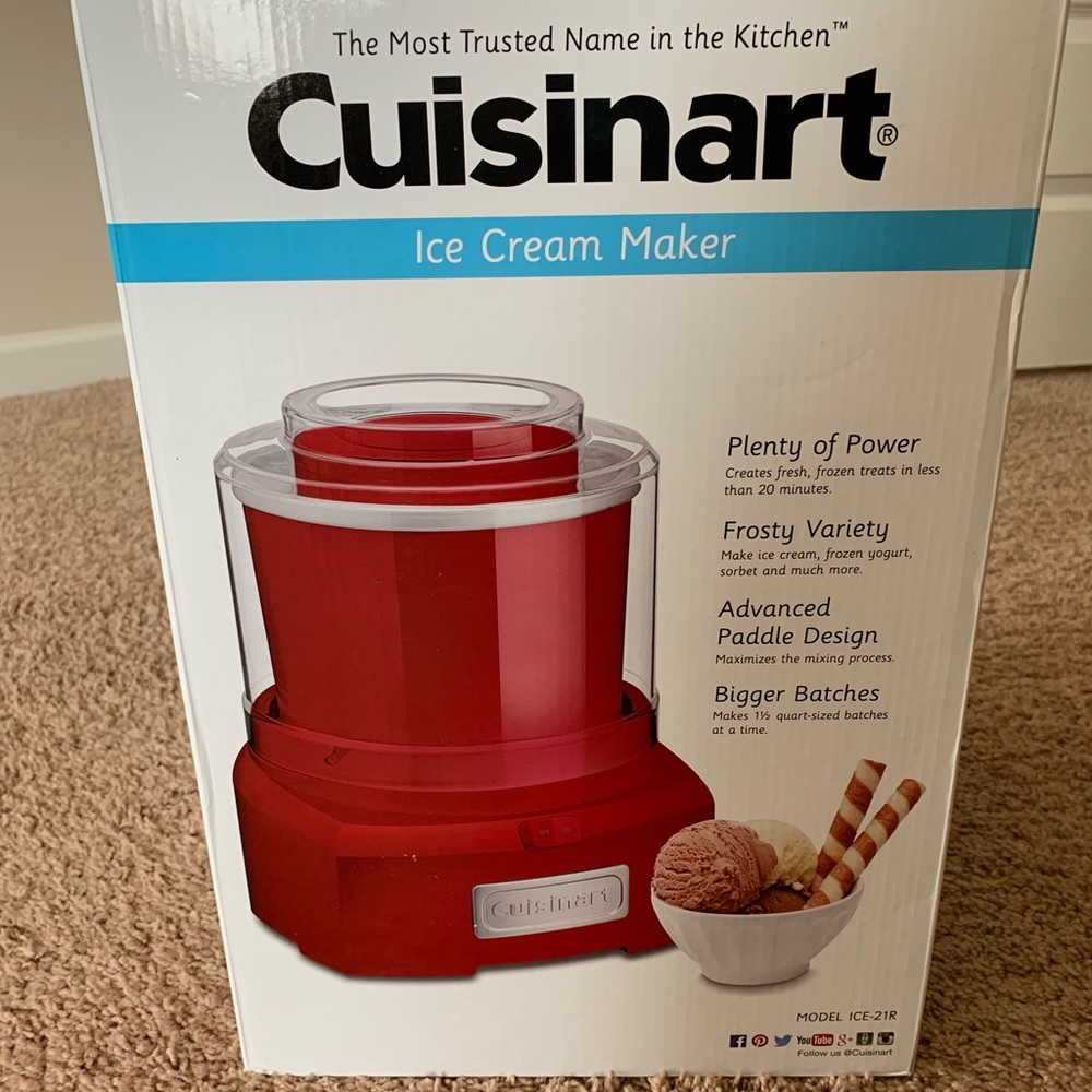 Ice cream maker